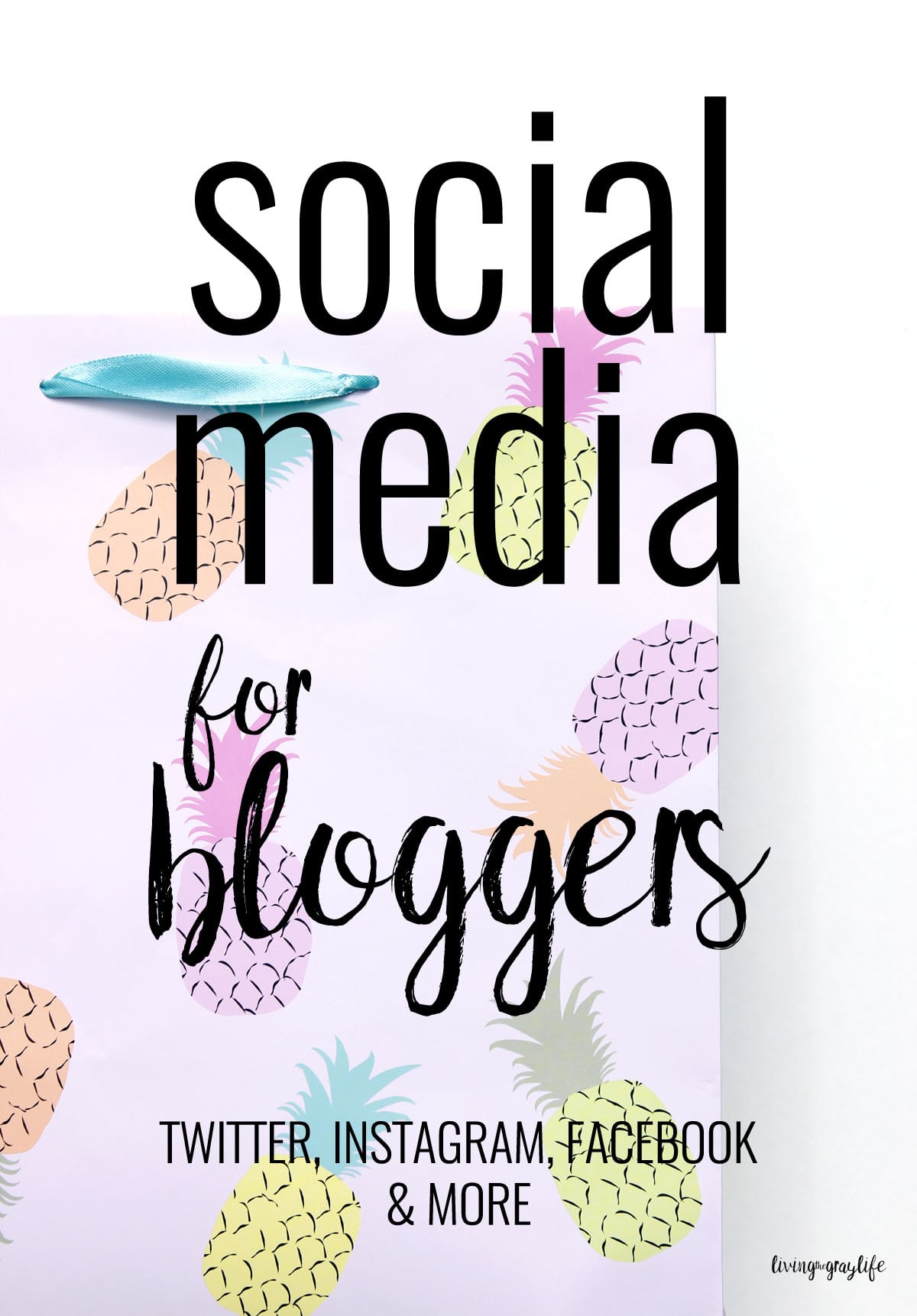 Struggling to grasp social media as a blogger? Follow these simple tips to help grow your social platforms!