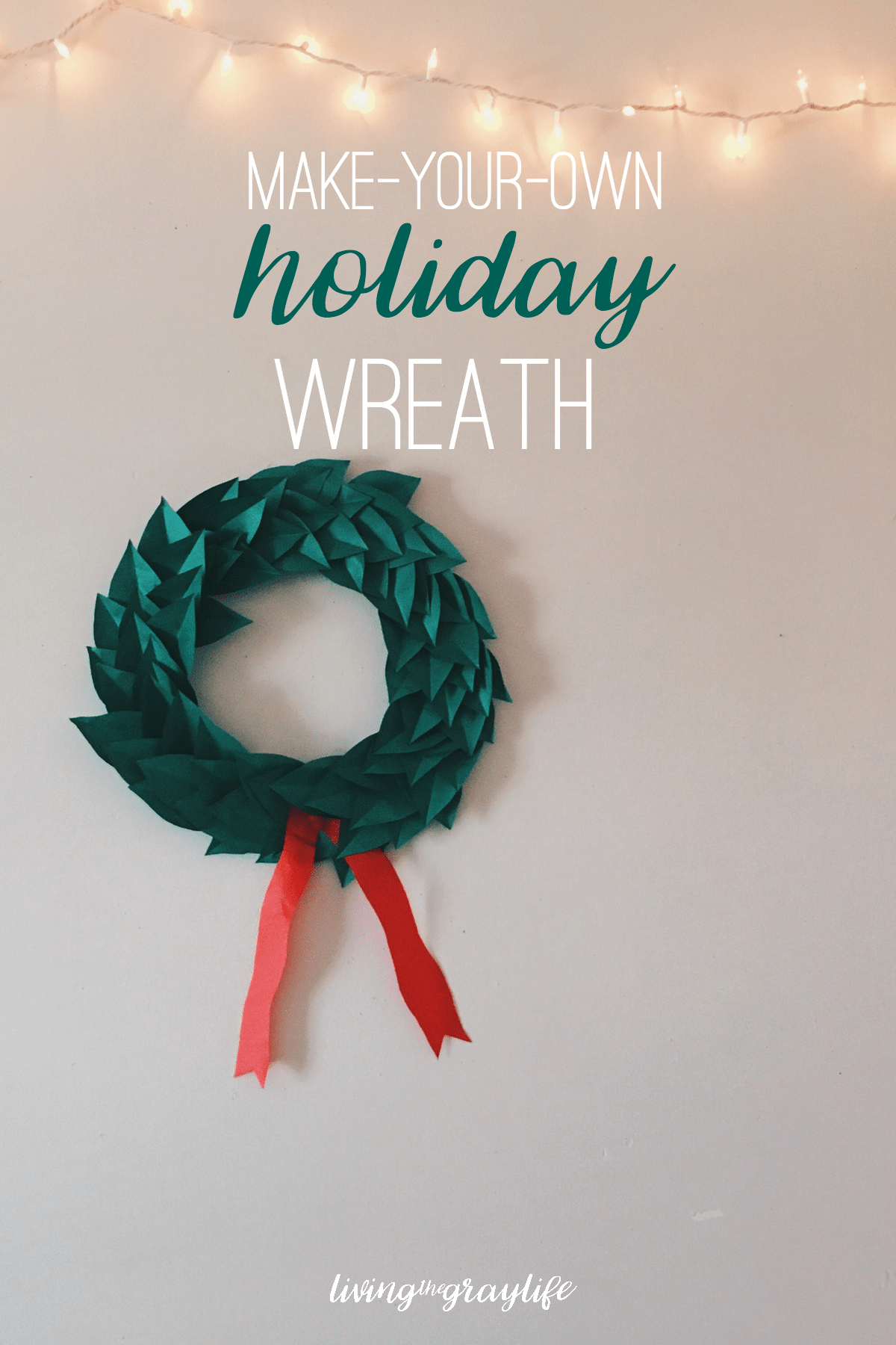 Make Your Own Paper Wreath for the Holidays