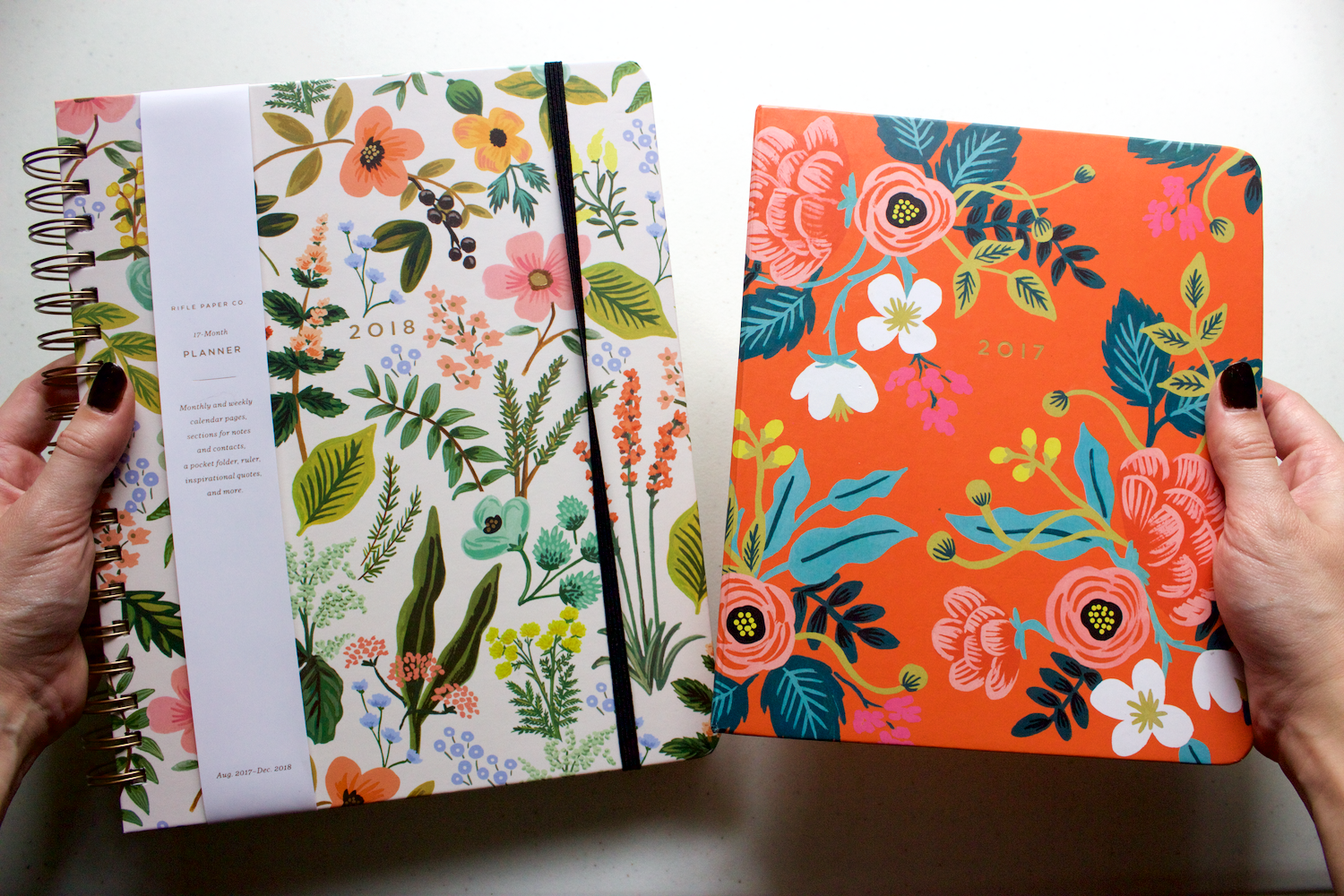An in-depth review of Rifle Paper Co.'s 2018 planner. Perfect for college students, millennials, or busy moms. Stunning designs and great functionality. 