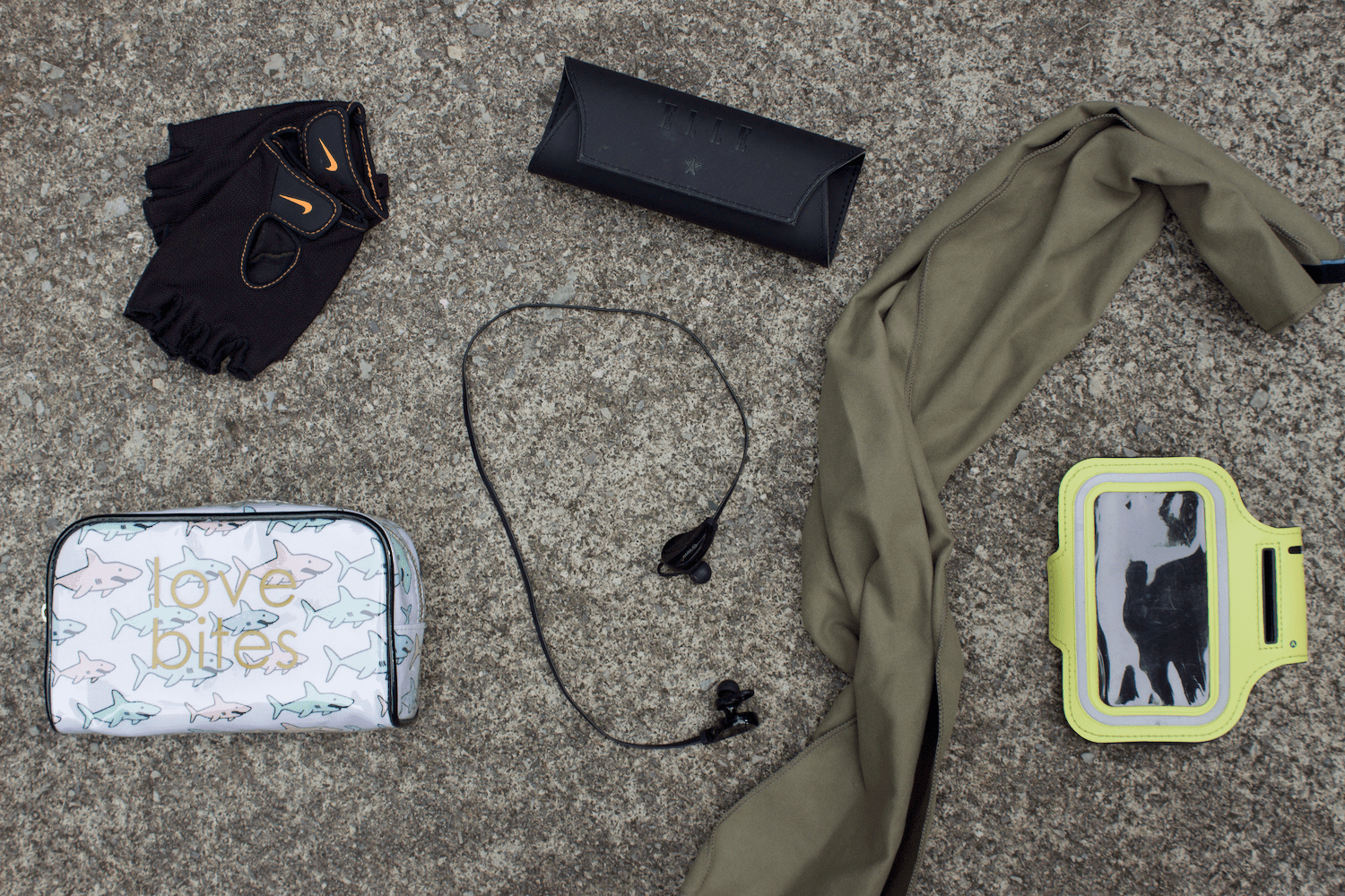 Blog: 13 Essentials You Need In Your Gym Bag